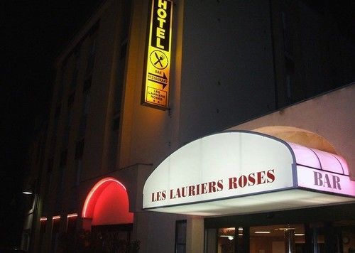 Hotel des Lauriers Roses Bourbonne-les-Bains Exterior foto